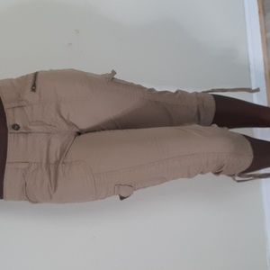 EUC Faded Glory tan cargo capris